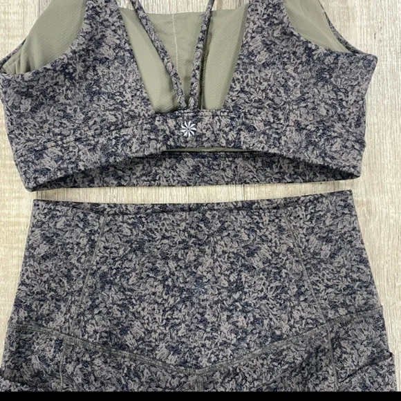Athleta Taupe & Black Tights & Bra Set NWOT - Picture 2 of 3